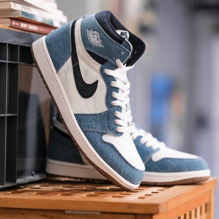 Nike Air Jordan 1 High OG Denim