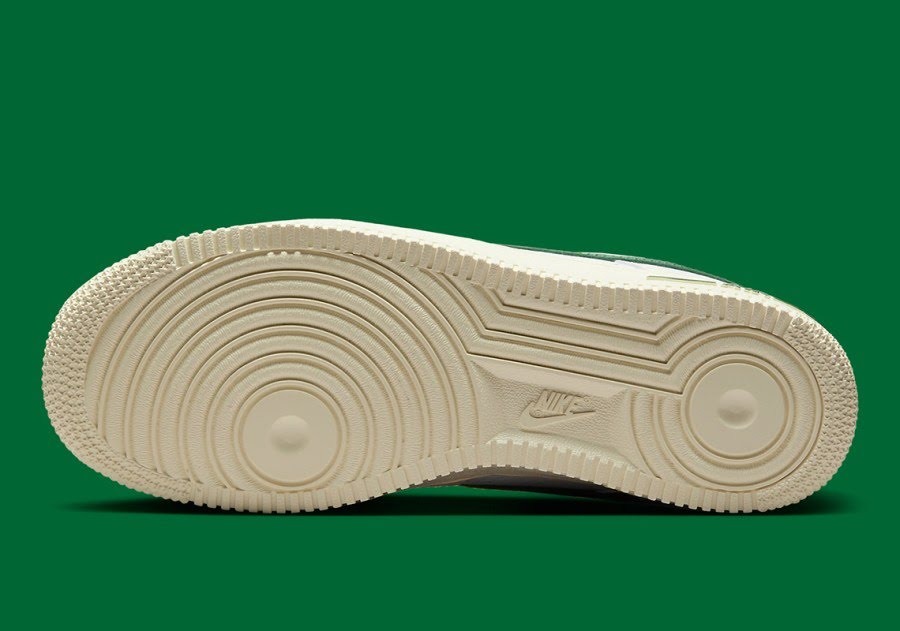 Nike Air Force 1 LX Gore Green