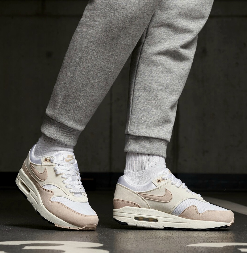 Nike Air Max 1 Pale Ivory