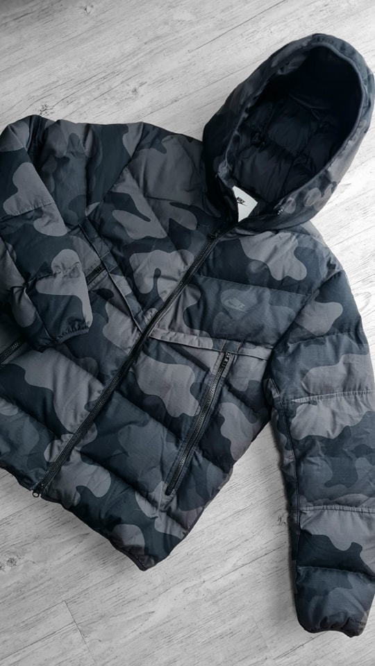 Nike NSW Stormfit Camo Dzseki