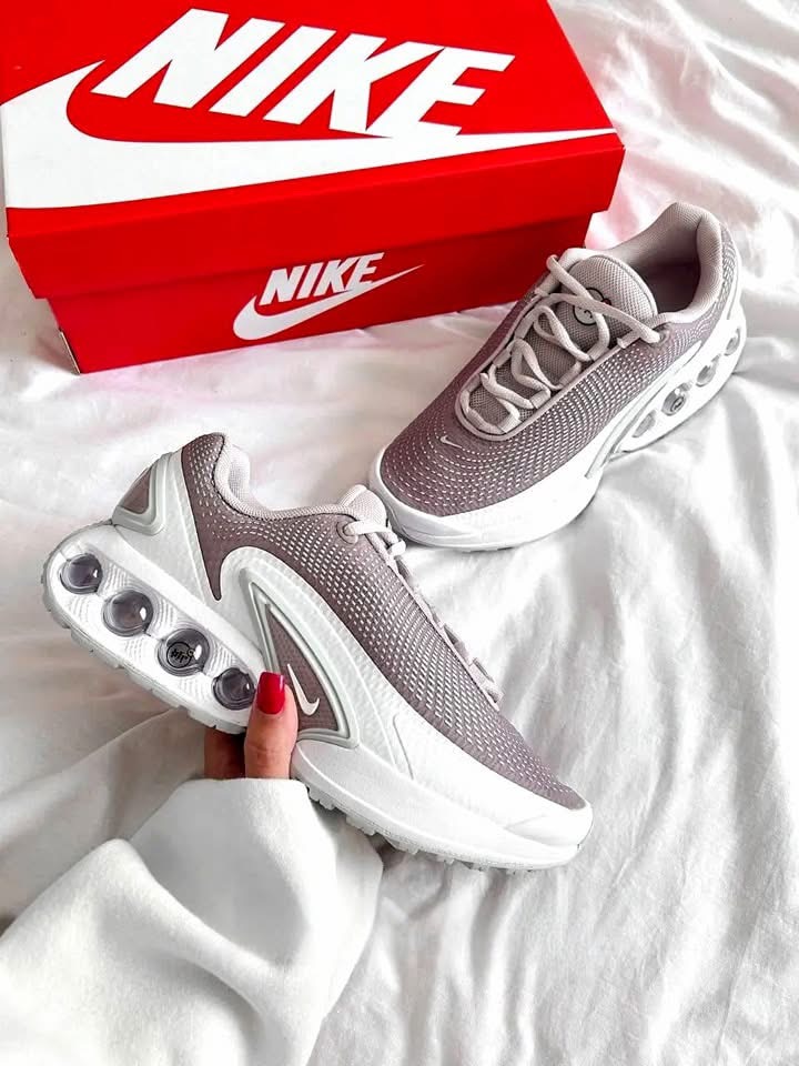 Nike Air Max DN Platinum