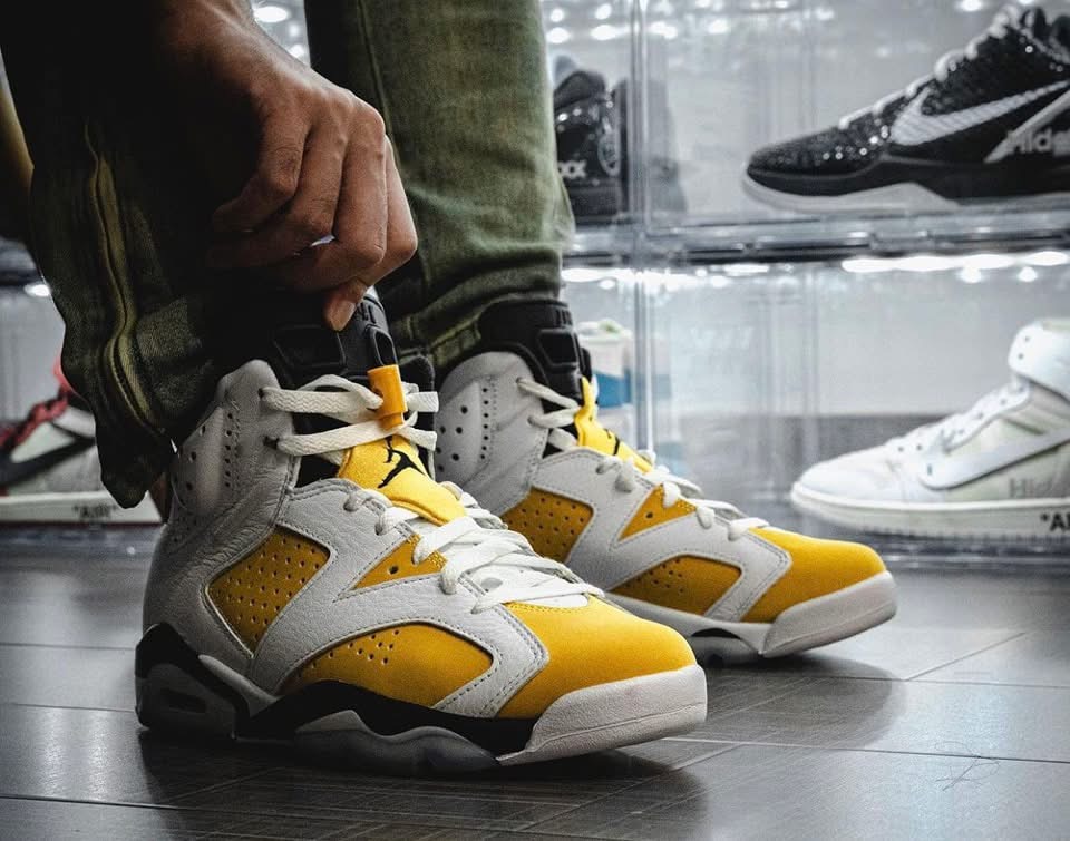 Nike Air Jordan 6 Retro Yellow Ochre