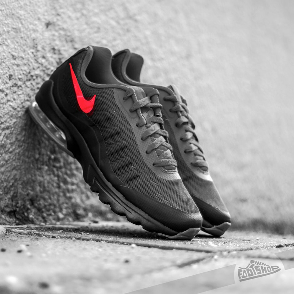 Nike Air Max Invigor Print