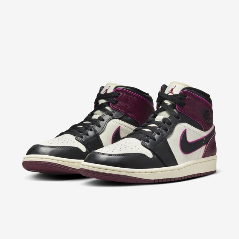 Nike Air Jordan 1 Mid SE Bordeaux