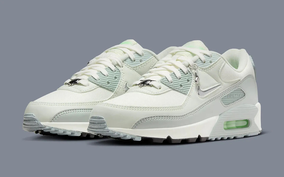 Nike Air Max 90 Molten Metal
