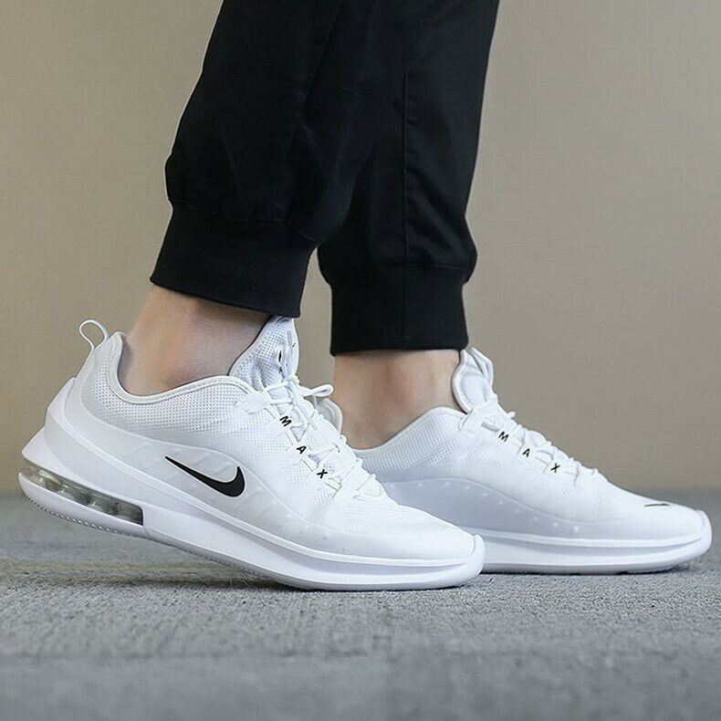 Nike Air Max Axis