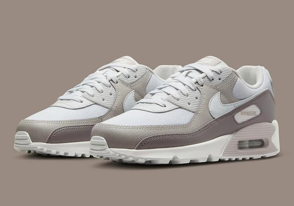 Nike Air Max 90 Photon Dust Cream